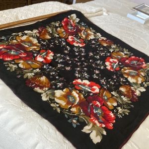 Albert Nipon hand rolled hem. 30" square. Excellent condition